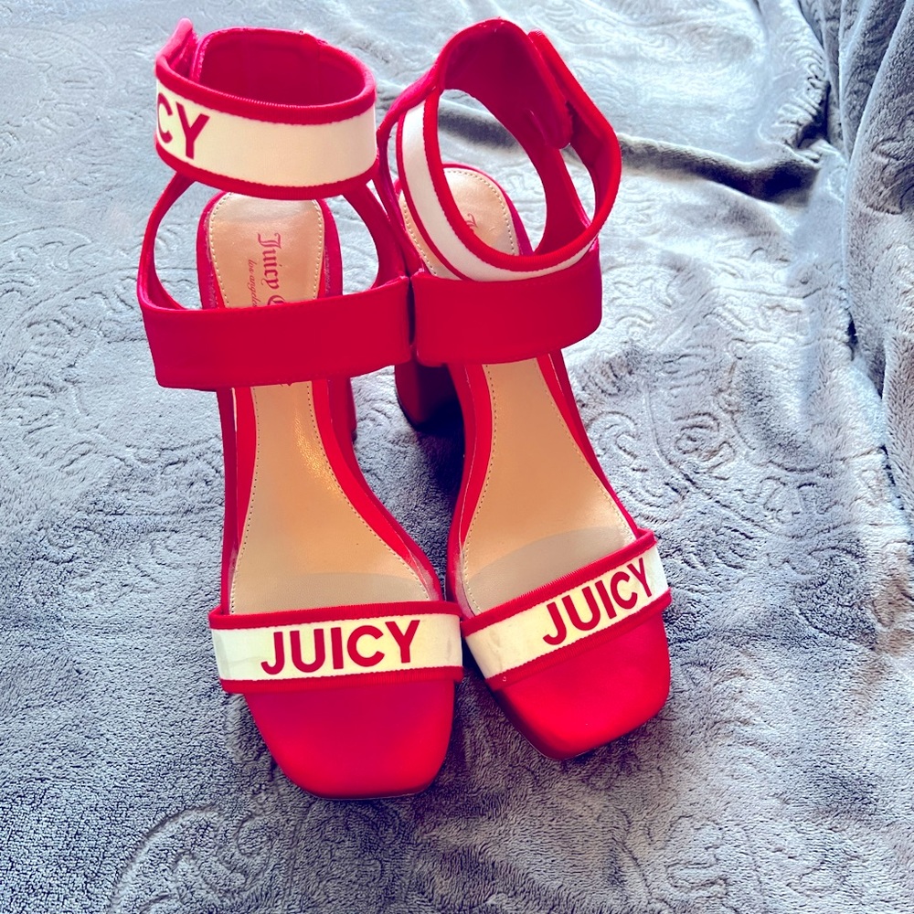 Juicy Couture red color block heels womens size 10